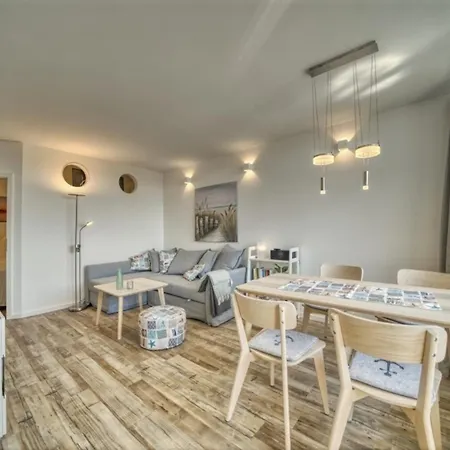 - Haus C, App 0c1008 Apartment
